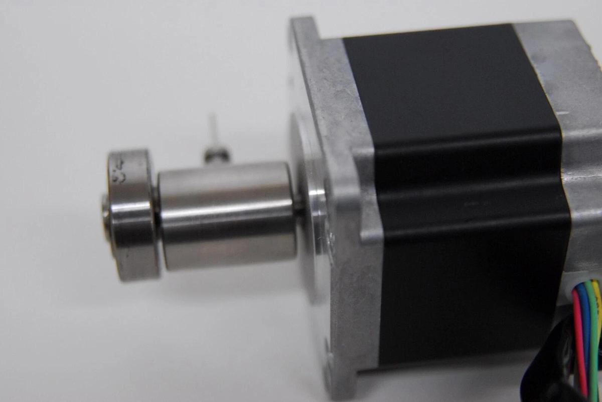 Used Oriental Motor PK266-02A Stepper Motor - 2 Phase, 3.6V, 2A, 1.8°Step