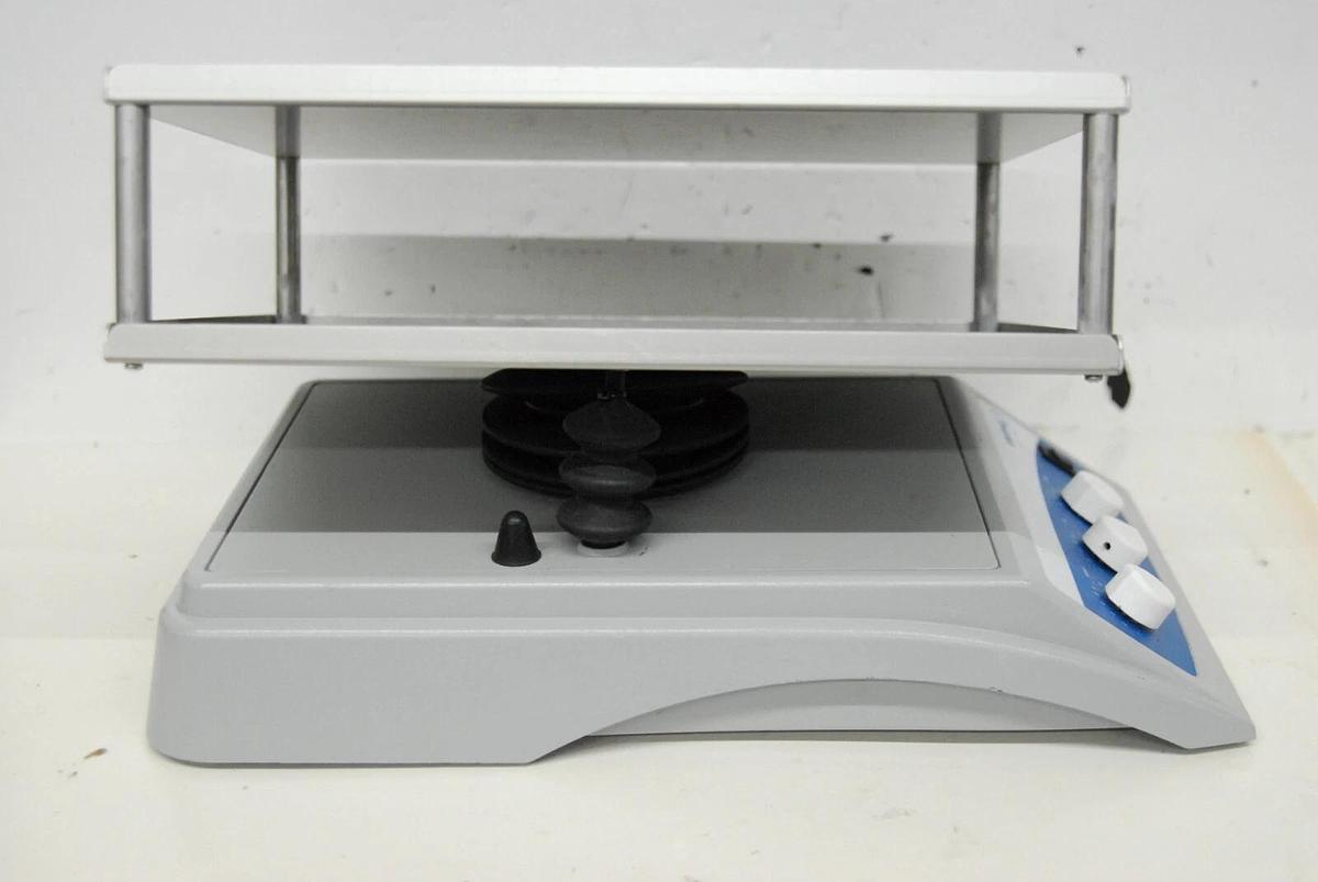 Used VWR 10127-872 Analog Rocker 2 Tier Platform - Read Description