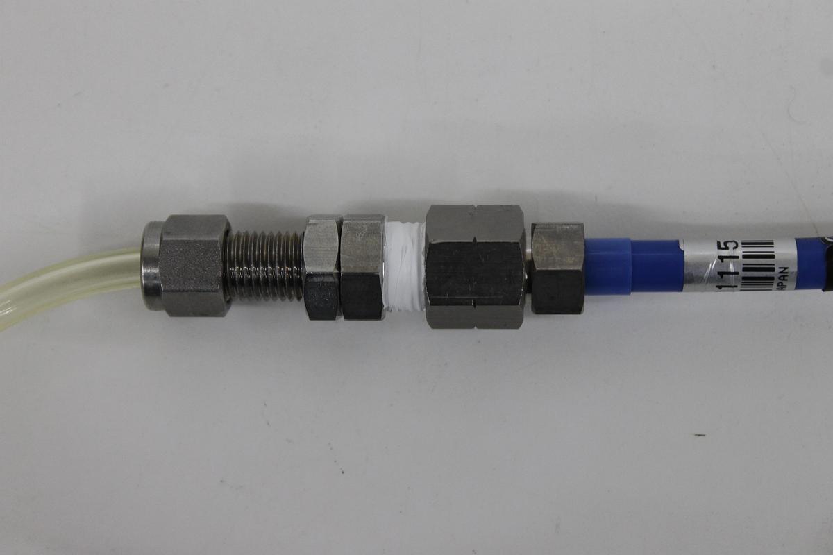 Used SMC IDG1-N02 IDG Series Membrane Air Dryer (1/2" Ports, 10" Length)
