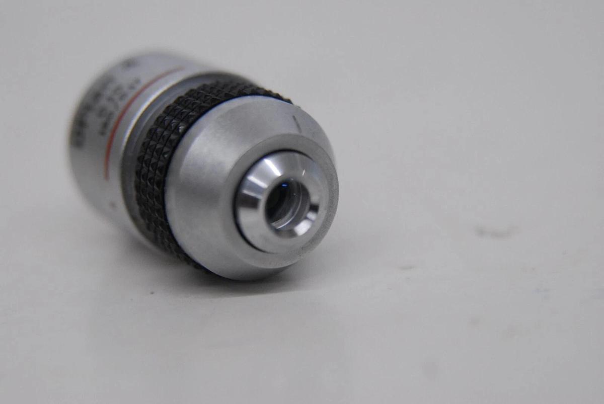 Used Olympus DPlan 4 0.10 160/0.17 Microscope Objective