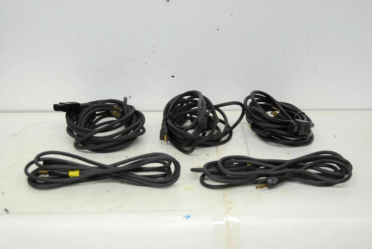 Used 2 Lowel OMNI and 1 Lowel TOTA Lights W/ Hard Case,  Stands, Power Cords and More