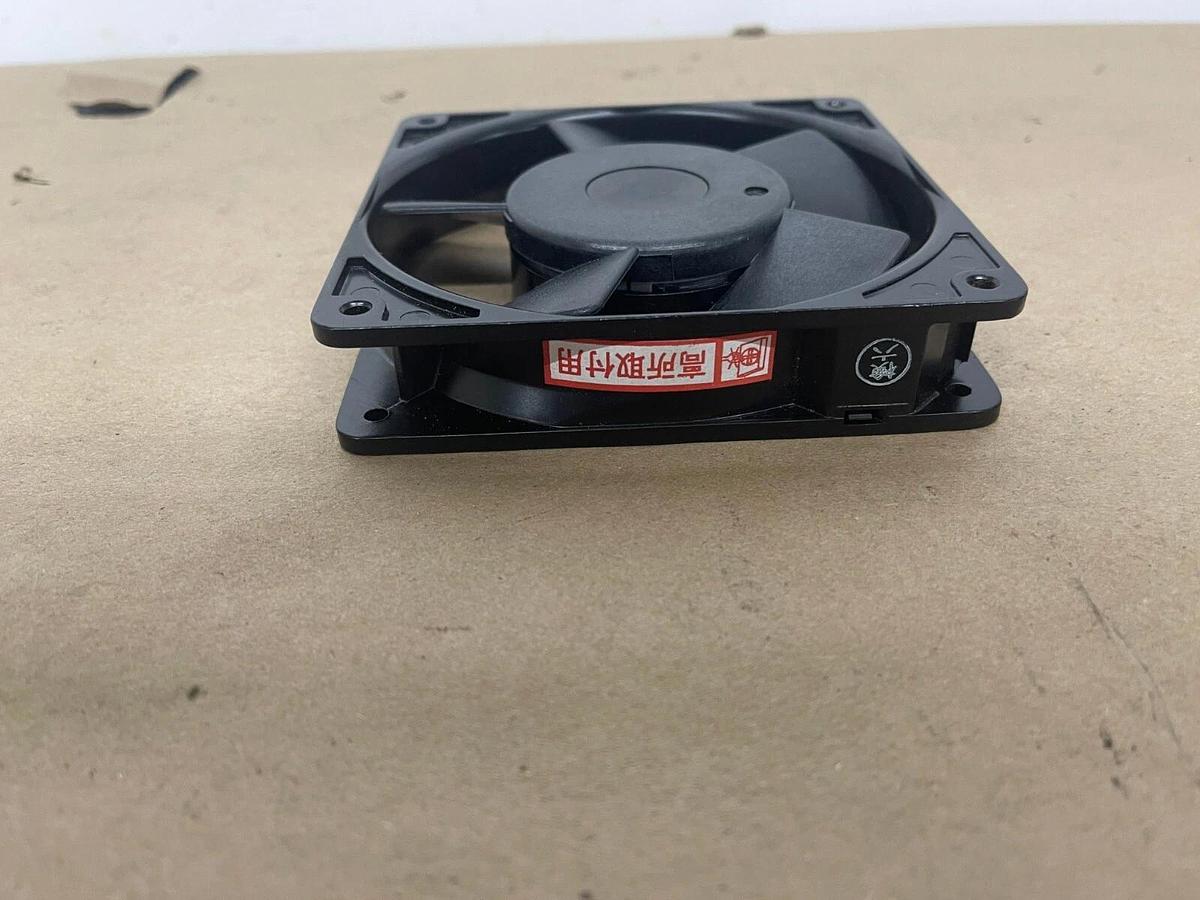 Used Royal Fan UT125A AC220V 14/12W 12CM aluminum frame cooling fan