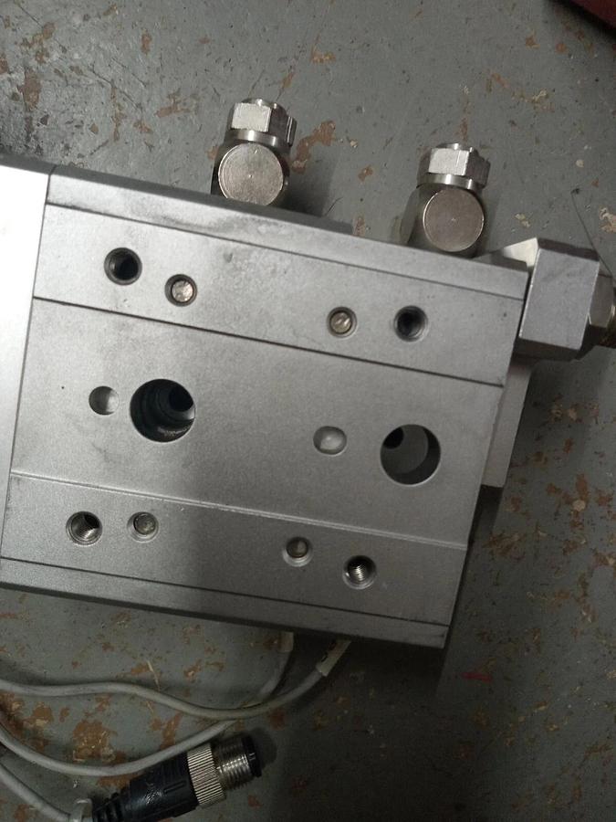 Used SMC Compact Guided Linear Pneumatic Cylinder EMX S 20-30 Press. 0.15 ~ 0.7 MPa