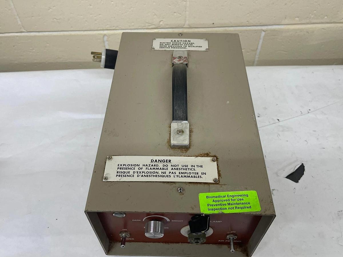 Used Olympus CLK-3 Cold Light Supply