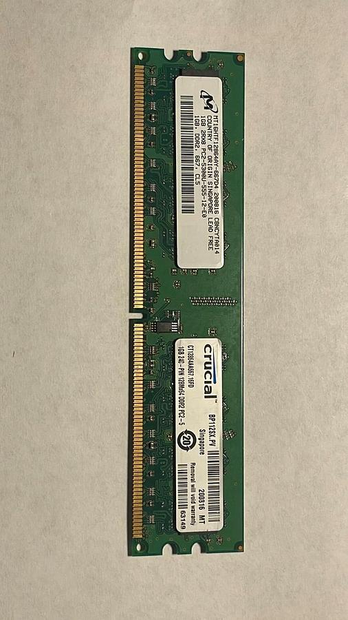 Used Curcial CT12864AA667.16FD 1GB DDR2 240-pin CL5