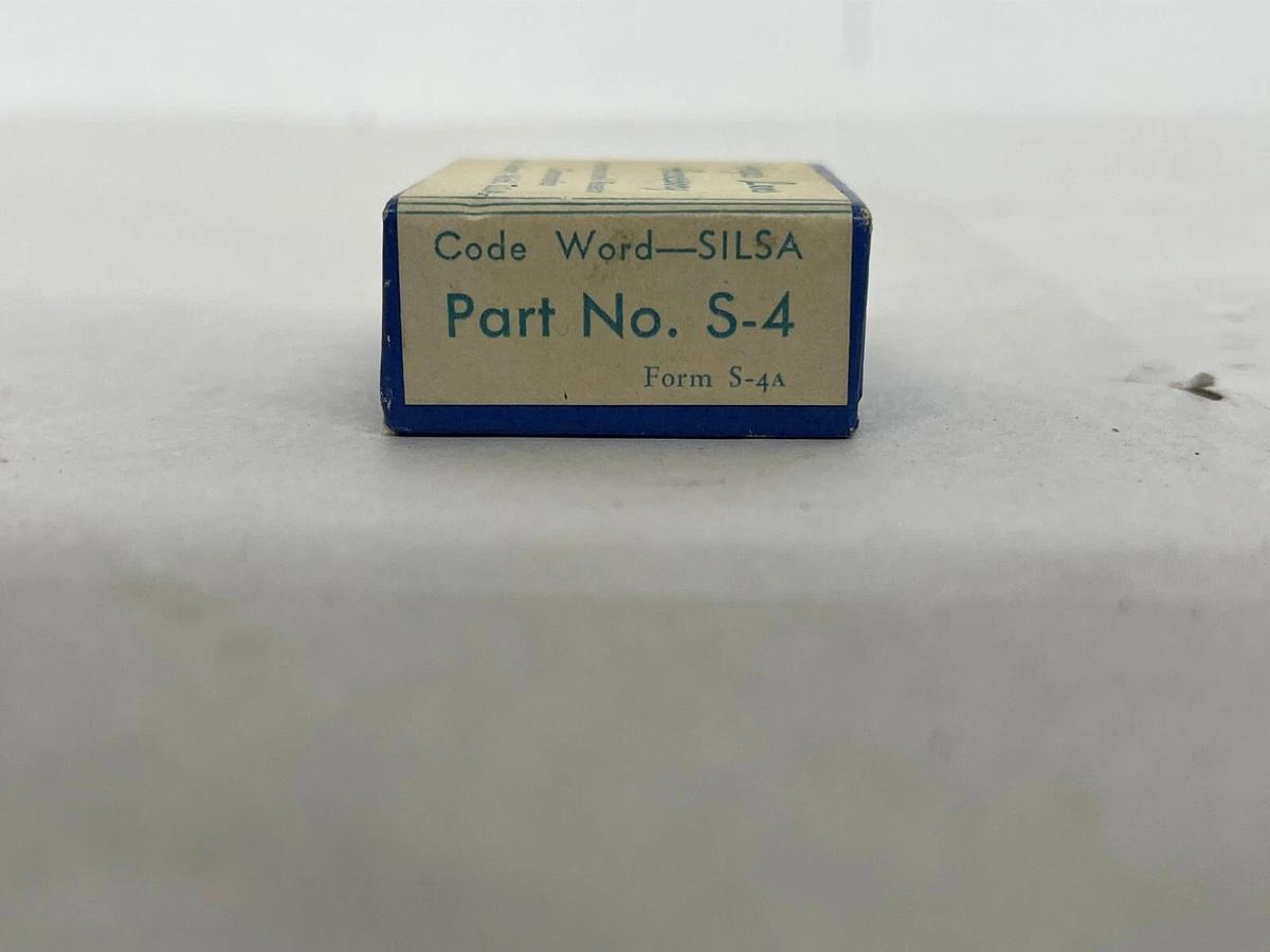 Used Argus Lens Accessory Part No. S-4 Light Yellow Filter 2X - Original Box