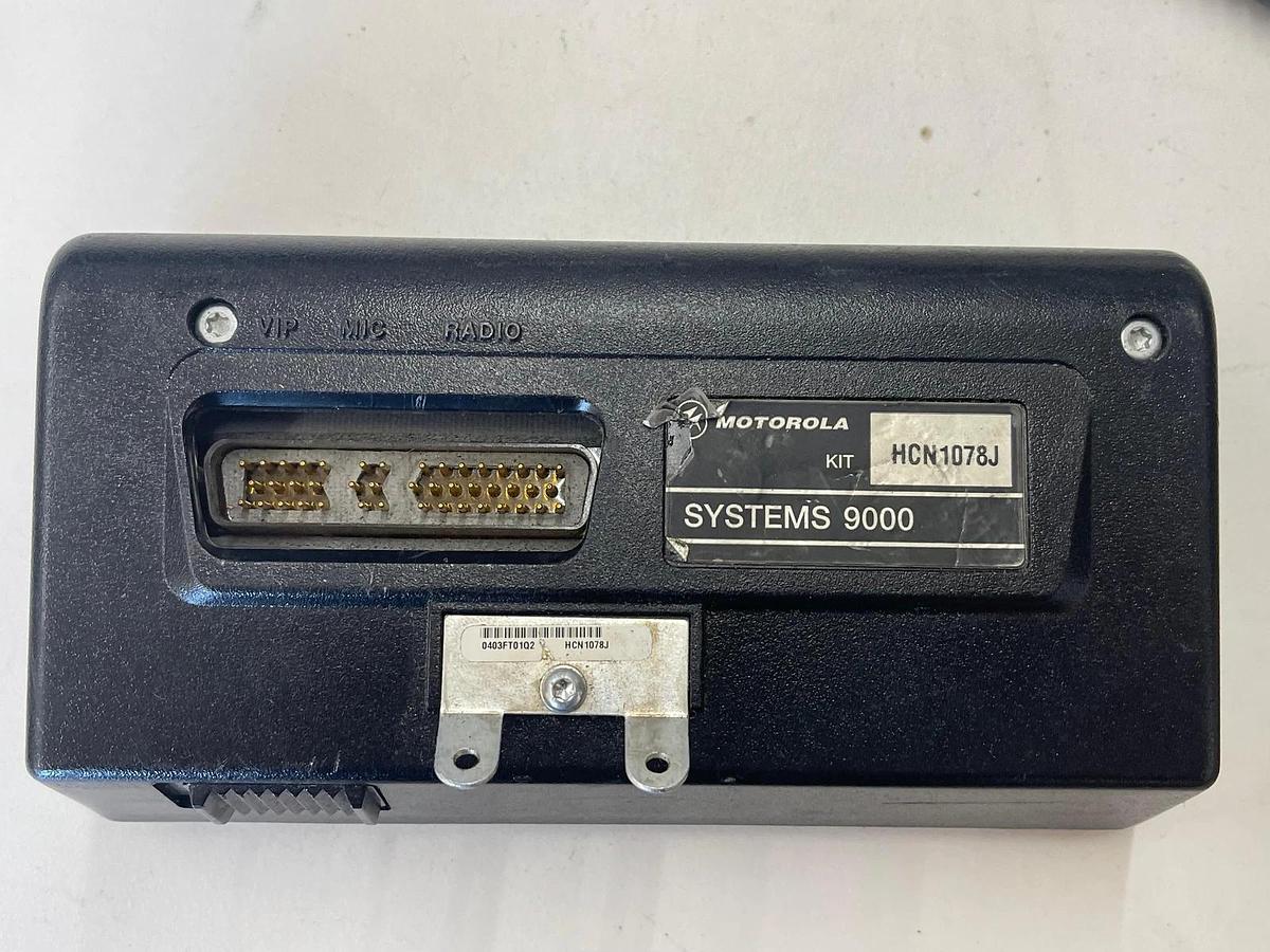 Used Motorola Astro HCN1079J Systems 9000 W/ HMN1061A MIC