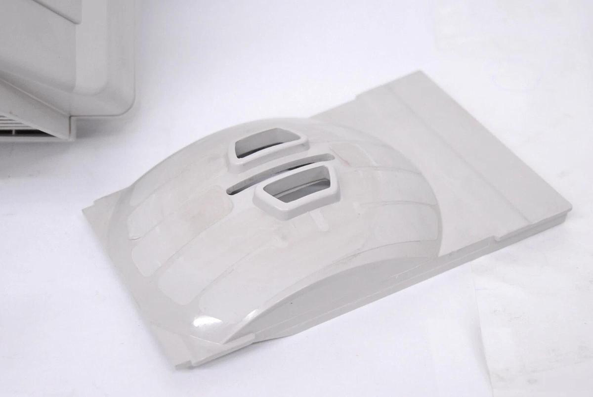 Used Agilent 2090-0355 DR5815 15" Multi-Synchronization CRT Monitor (Sonos 5500)