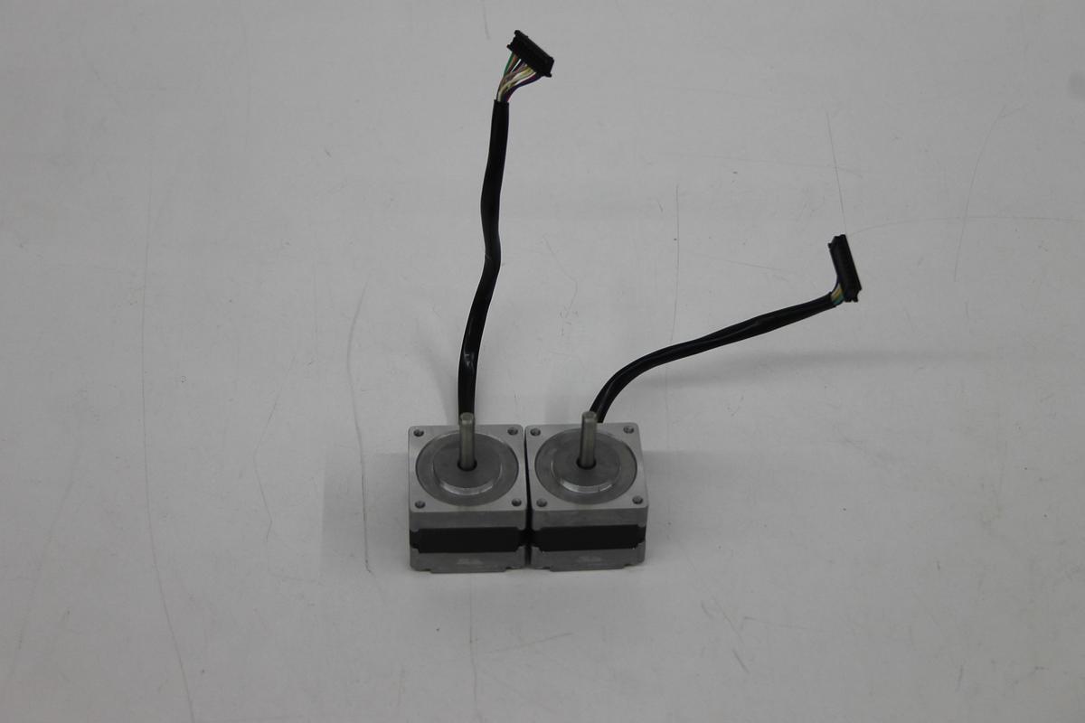 Used Vexta PX533M-A-C17 Stepping Motor 5 Phase LOT OF 2