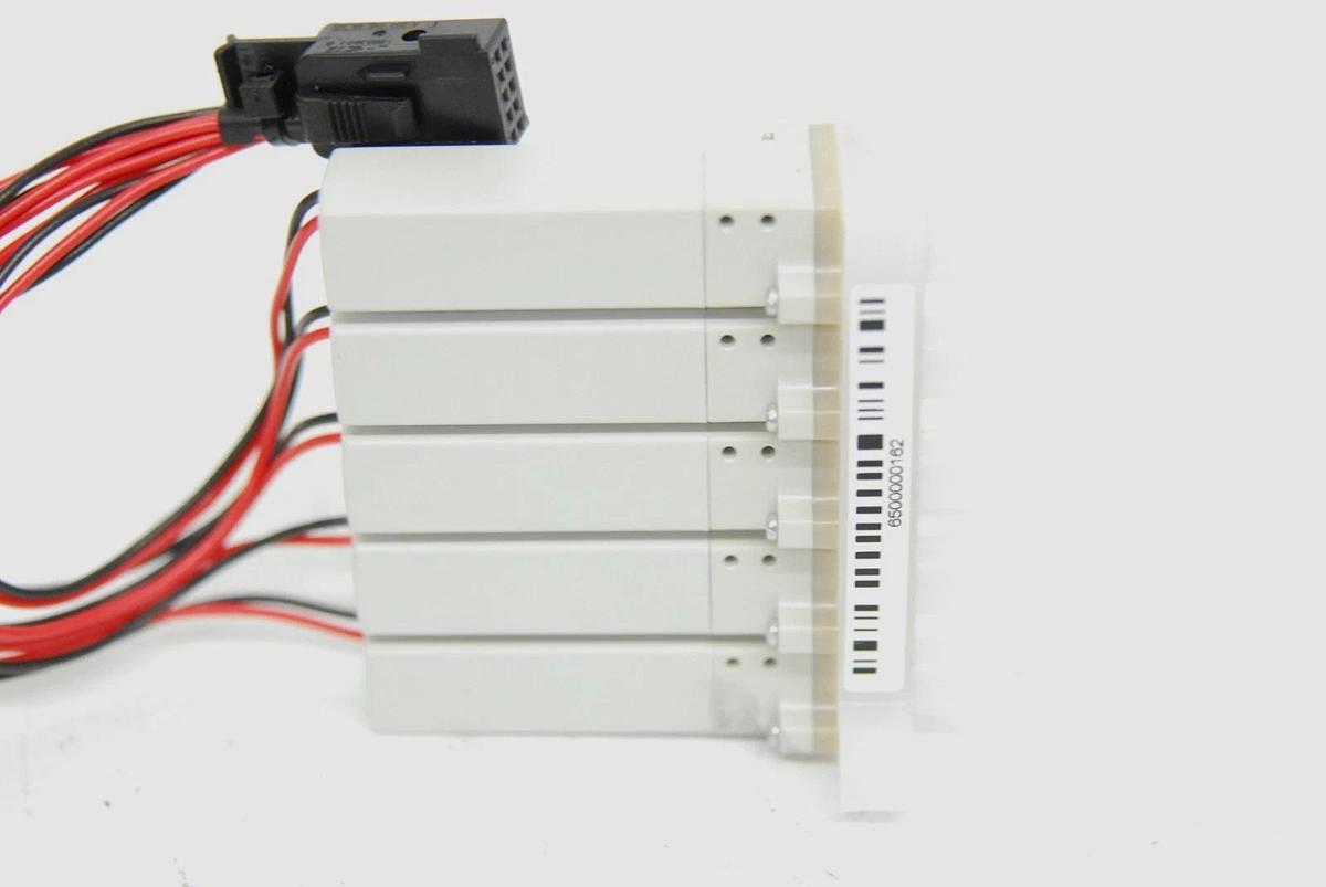 Used SMC LVM10R6-5A-Q 2-Port Solenoid Valve - Lot of 5 on ZU-DE Manifold