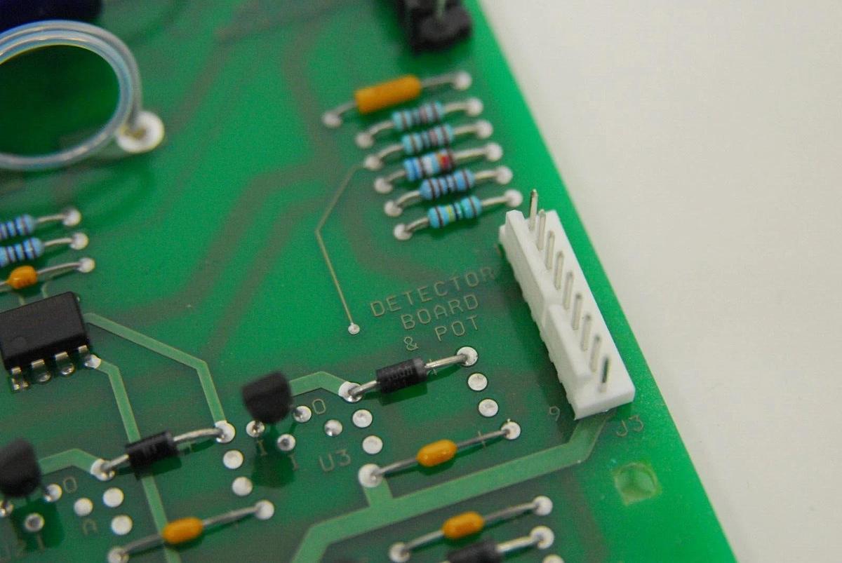 Used 333182-604-4 SPEC 20+ Analog Board - Thermo Spectronic 20+