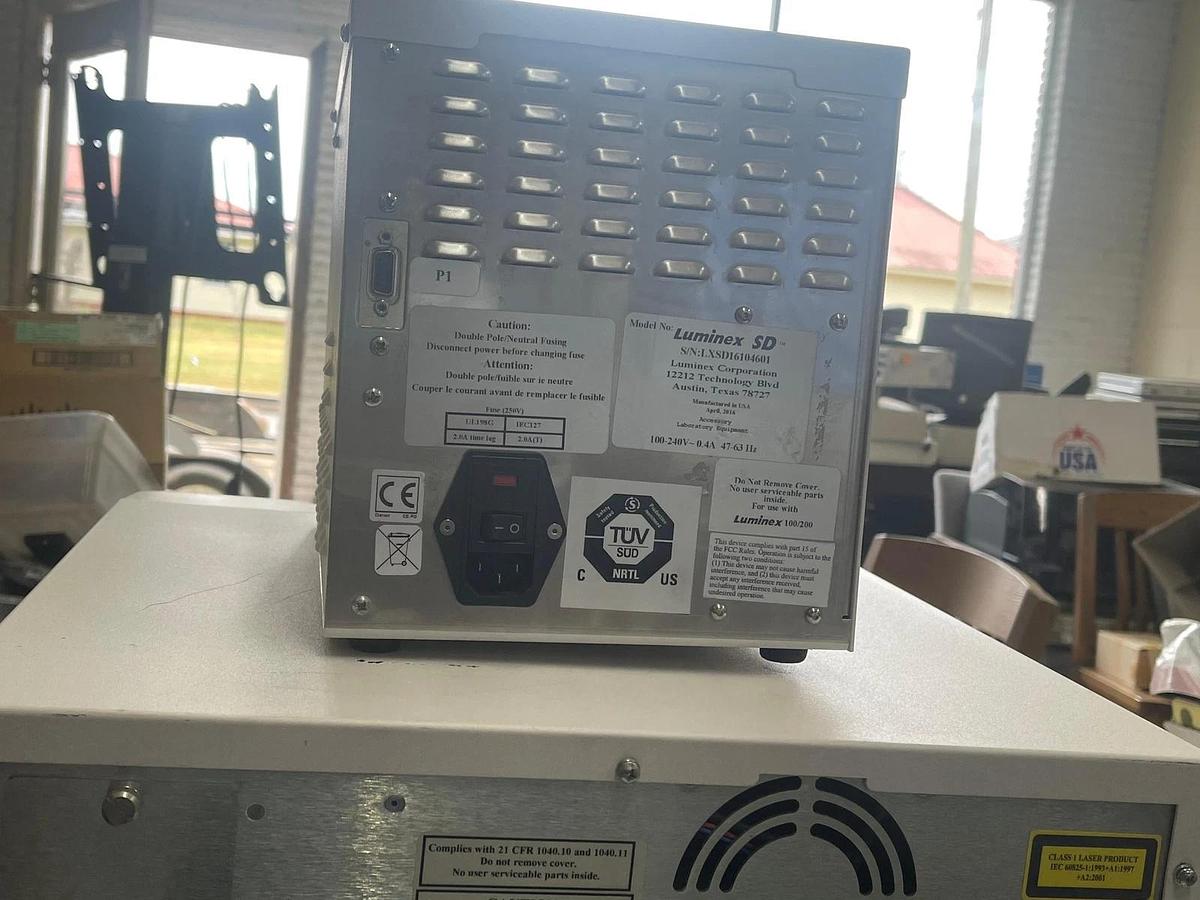 Used Bio-Rad Luminex 100/200 System (SD, XYP, and Bio-Plex 200 system)