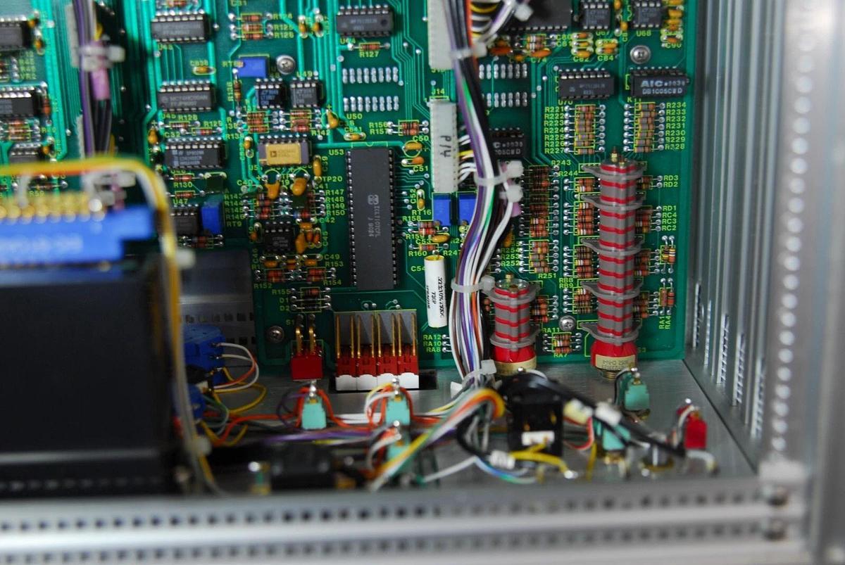 Used Axon Instruments AXOPATCH-1D Patch Clamp Amplifier - READ DESCRIPTION