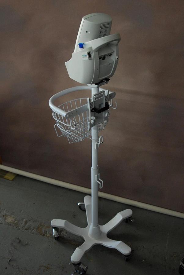 Used Welch Allyn 45NTO Vital Signs Spot LXi Patient Monitor W/ Stand