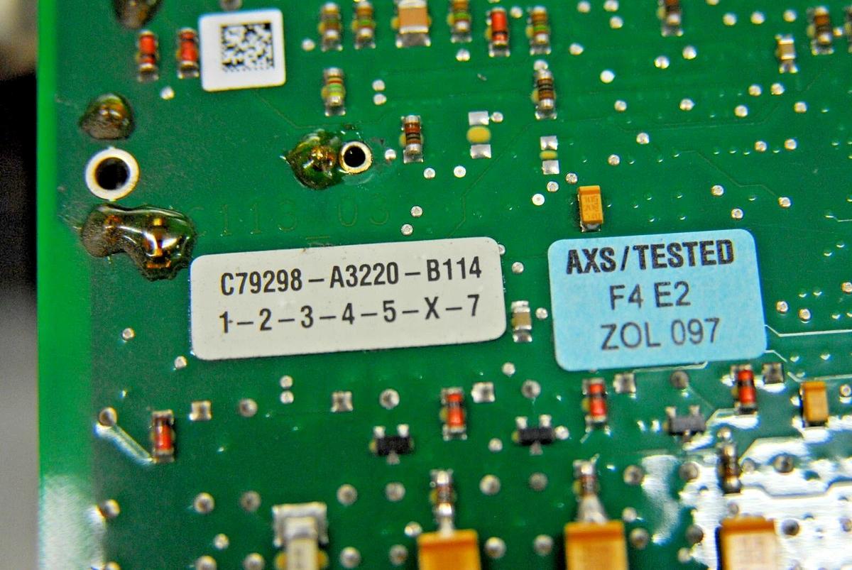 Used Bruker AXS A18-B20 Control Rack W/ B102, B114, B104, B105 Cards - D8 ADVANCE