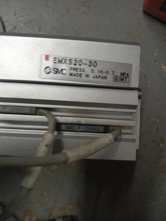 Used SMC Compact Guided Linear Pneumatic Cylinder EMX S 20-30 Press. 0.15 ~ 0.7 MPa
