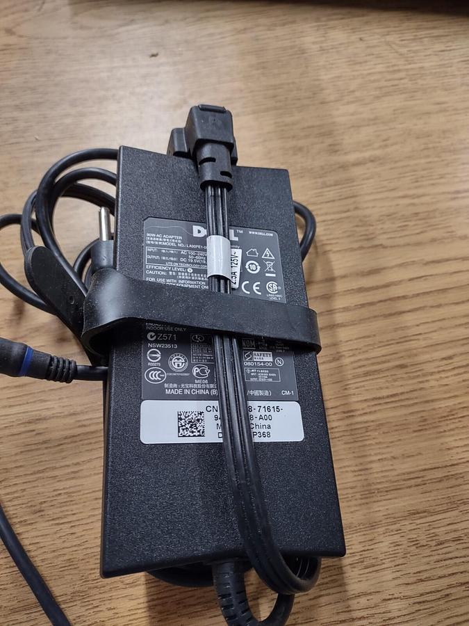Used DELL 90W AC adapter YP368