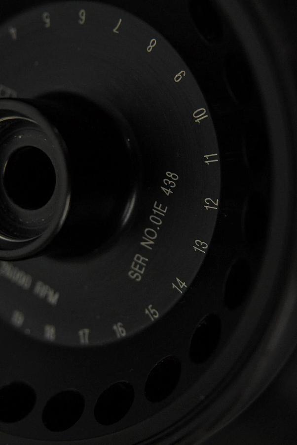 Used Beckman F2402H Fixed Angle Rotor (24 x 2.0 mL, 26,000rpm, 61,970 x g) W/ LID