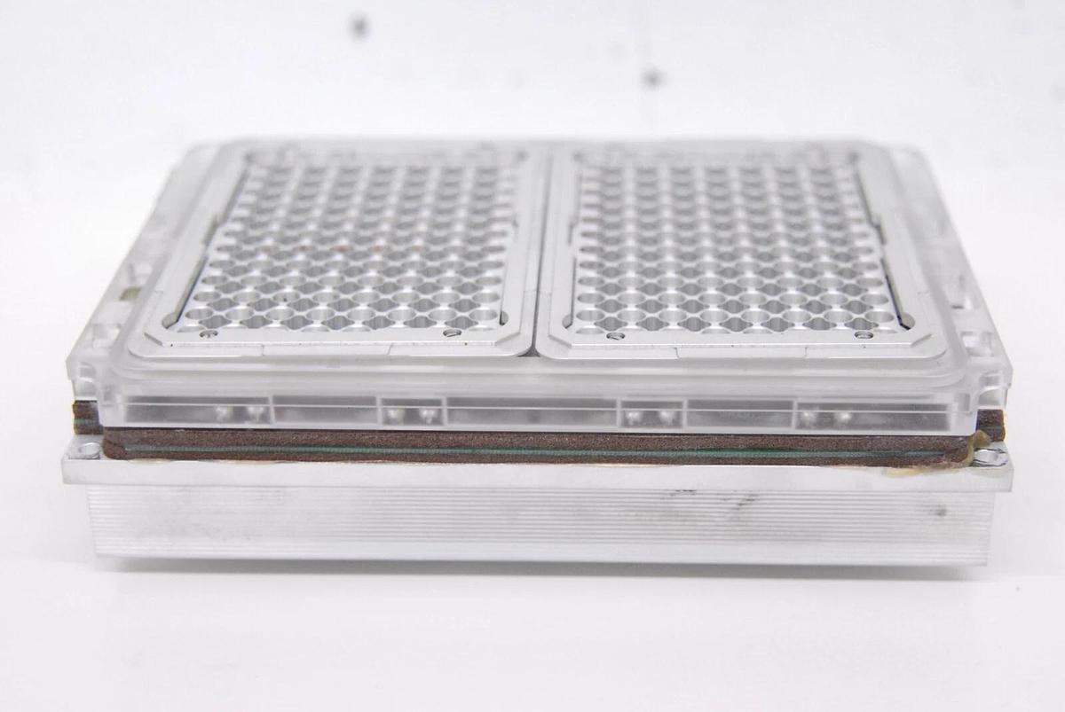 Used Applied Biosystems N805-9054 Dual 96 Well Plate Heater W/ Heatsink