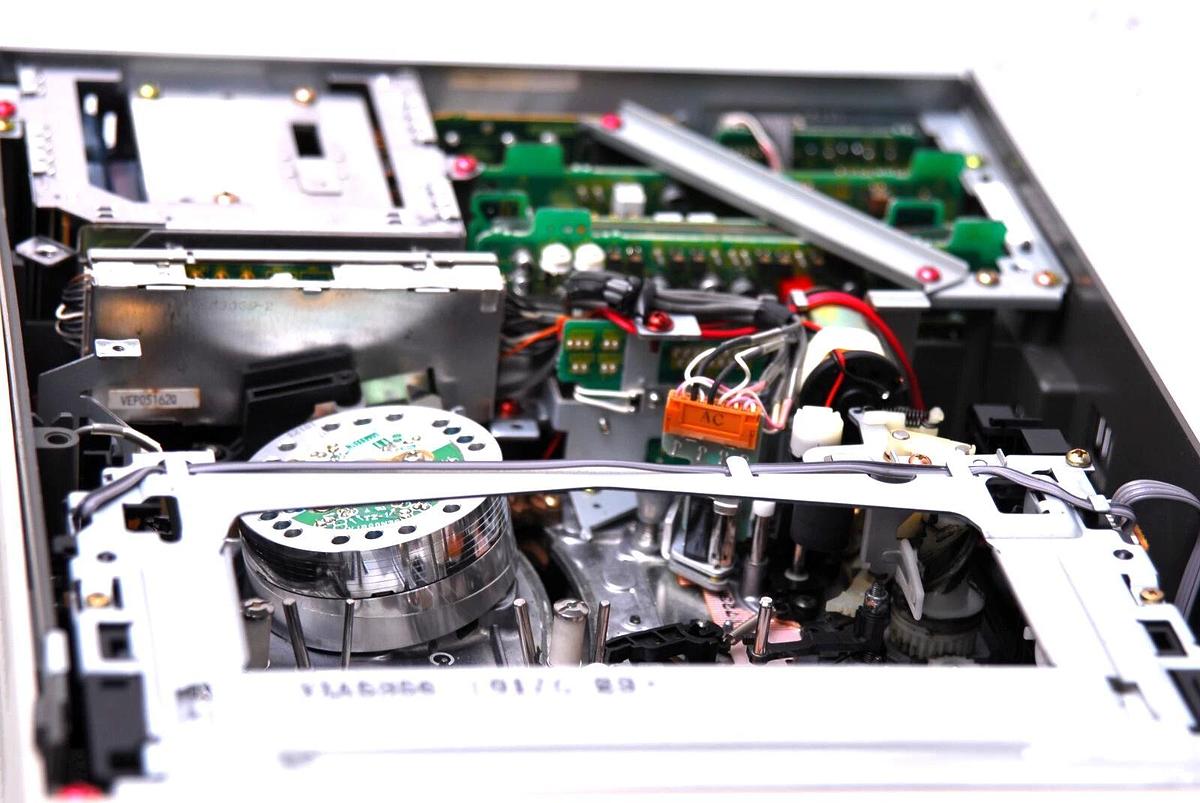 Used Panasonic AG-MD835 Video Recorder