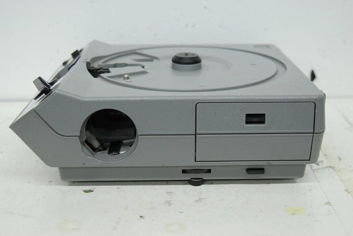 Used Kodak Ektagraphic III A Projector - TESTED READ DESCRIPTION