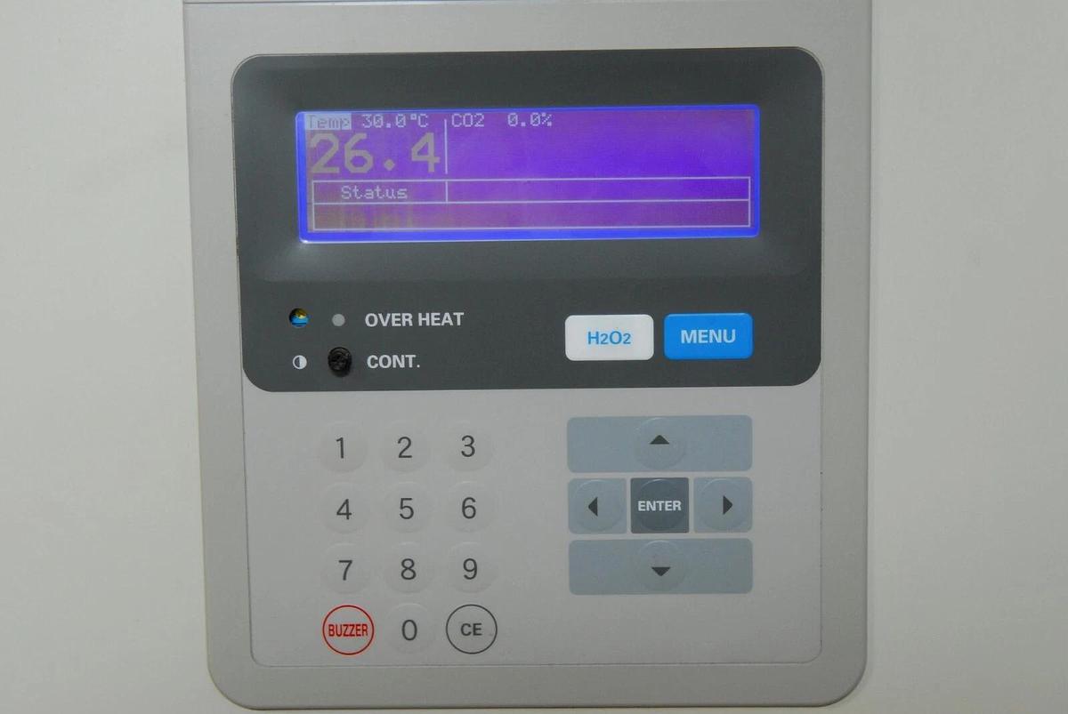 Used Sanyo MCO-19AIC(UV) CO2 Incubator