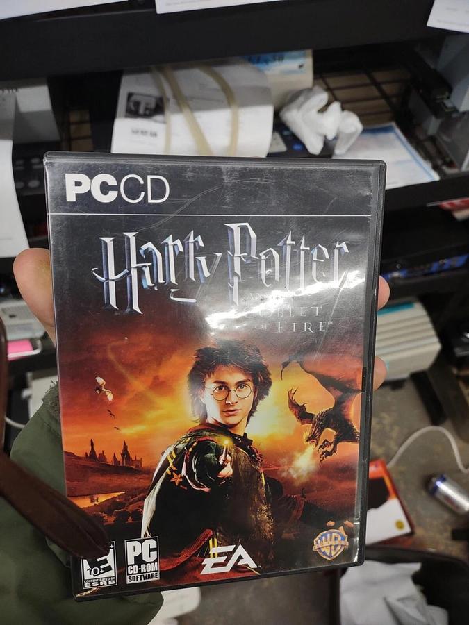 Used Harry Potter and the Goblet of Fire - PC 2005 EA Games-CD