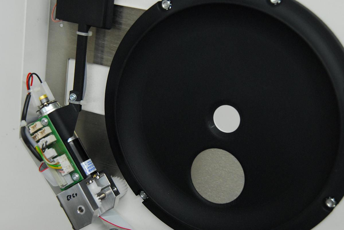 Used Hettich 2350-01 MIKRO 220 Robotic Automated Benchtop Centrifuge W/ Rotor