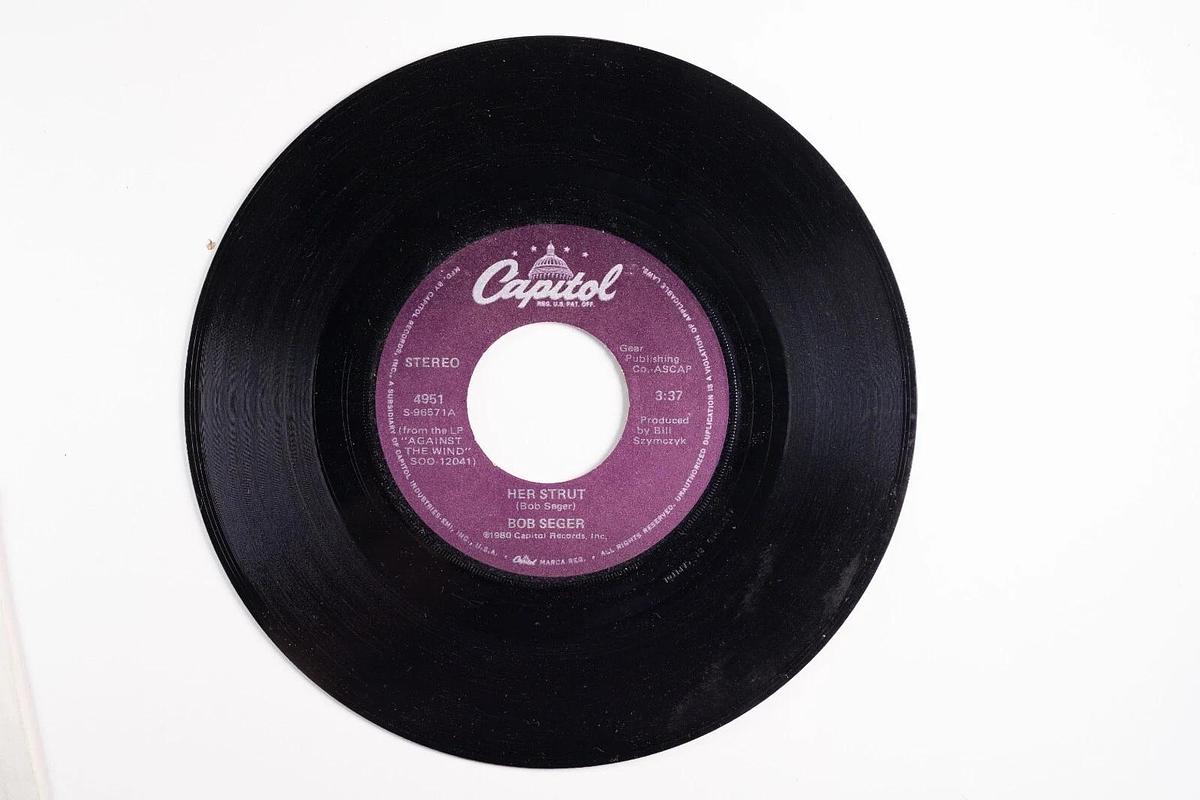 Used Bob Seger The Horizontal Bop, Her Strut 45 Record