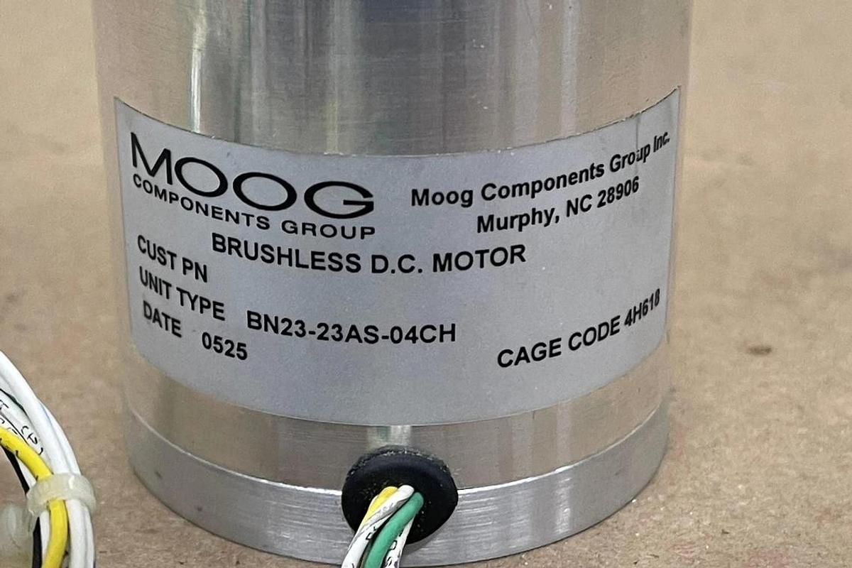 Used MOOG BN23-23AS-04CH Brushless DC Motor