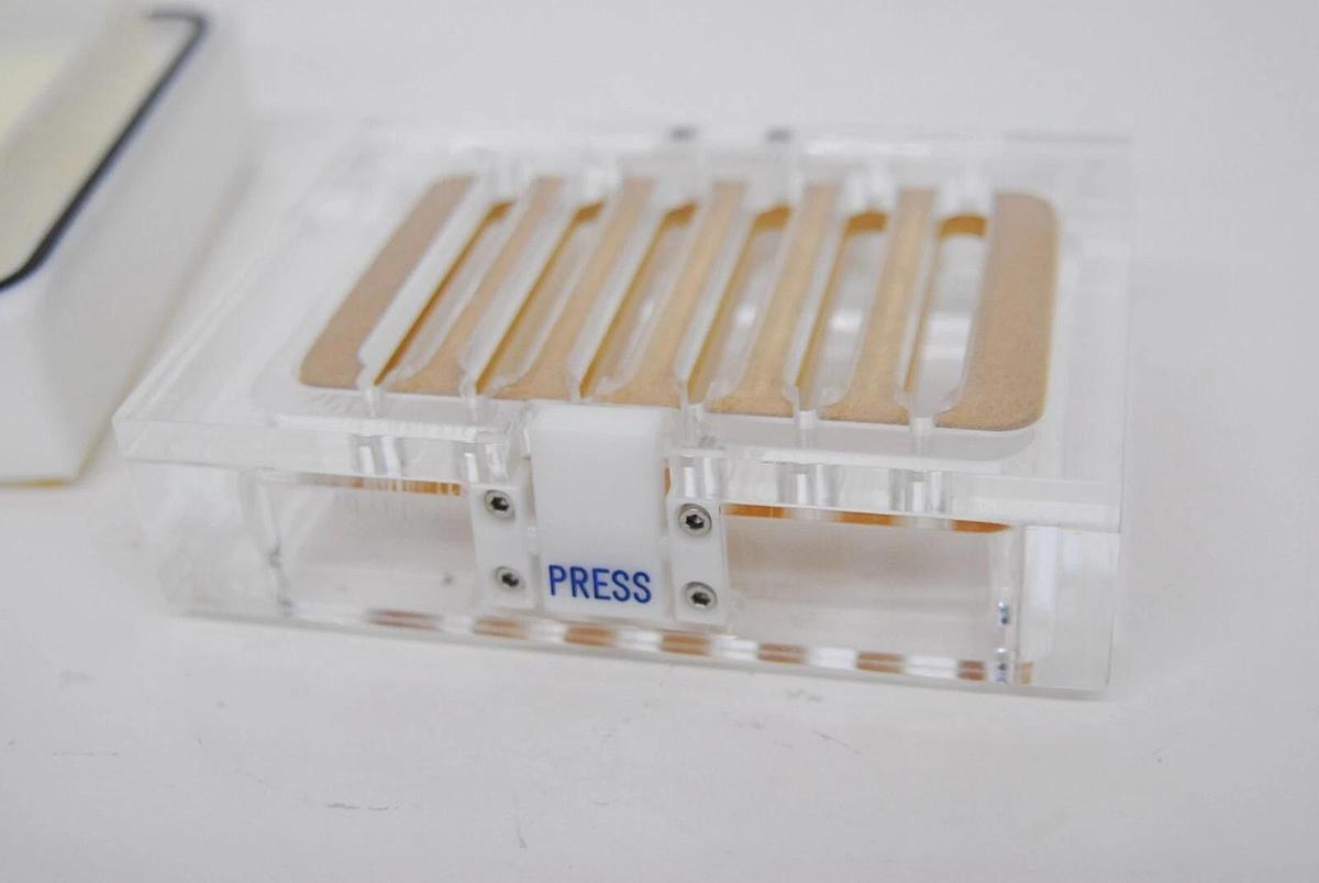 Used QIAGEN QIAvac Manifold-6S Catalog #19503 Vacuum Manifold