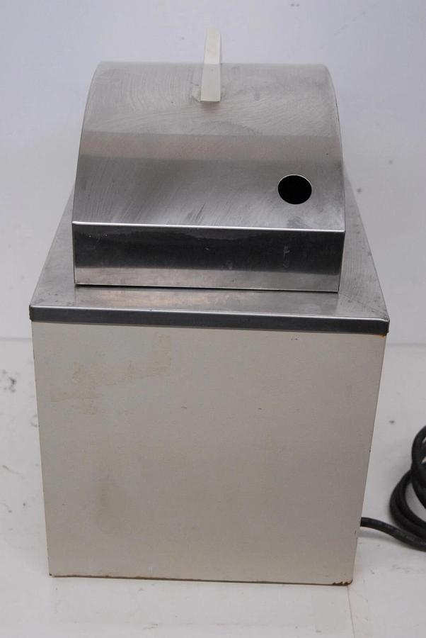 Used Napco 210A Heated Water Bath 2 Gallon - TESTED