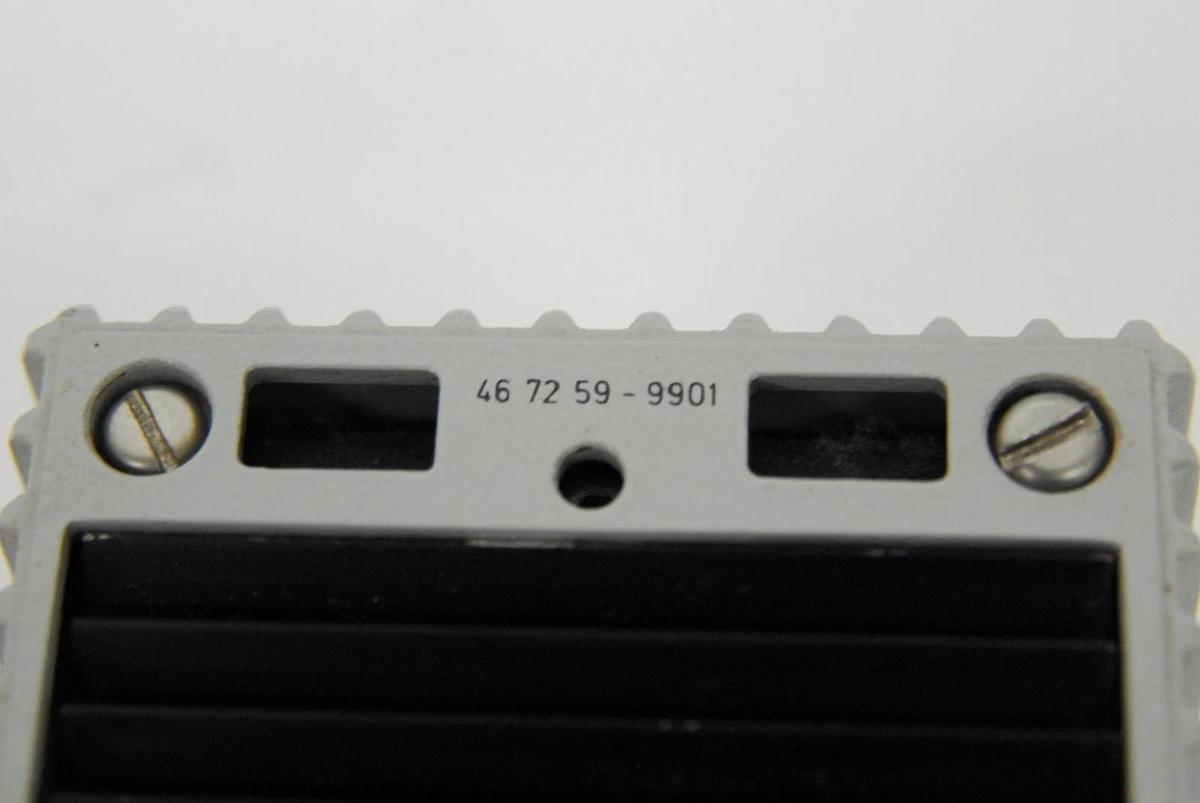 Used Zeiss 39 25 33 Microscope Power Supply  W/ 46 72 59, 46 80 19 Lamp Housing