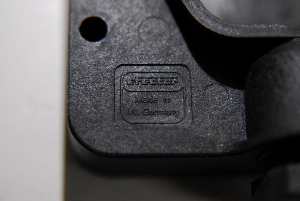 Used IFM efector ID0024 Inductive Proximity Sensor (IDE2050-ARKA/ID0024)