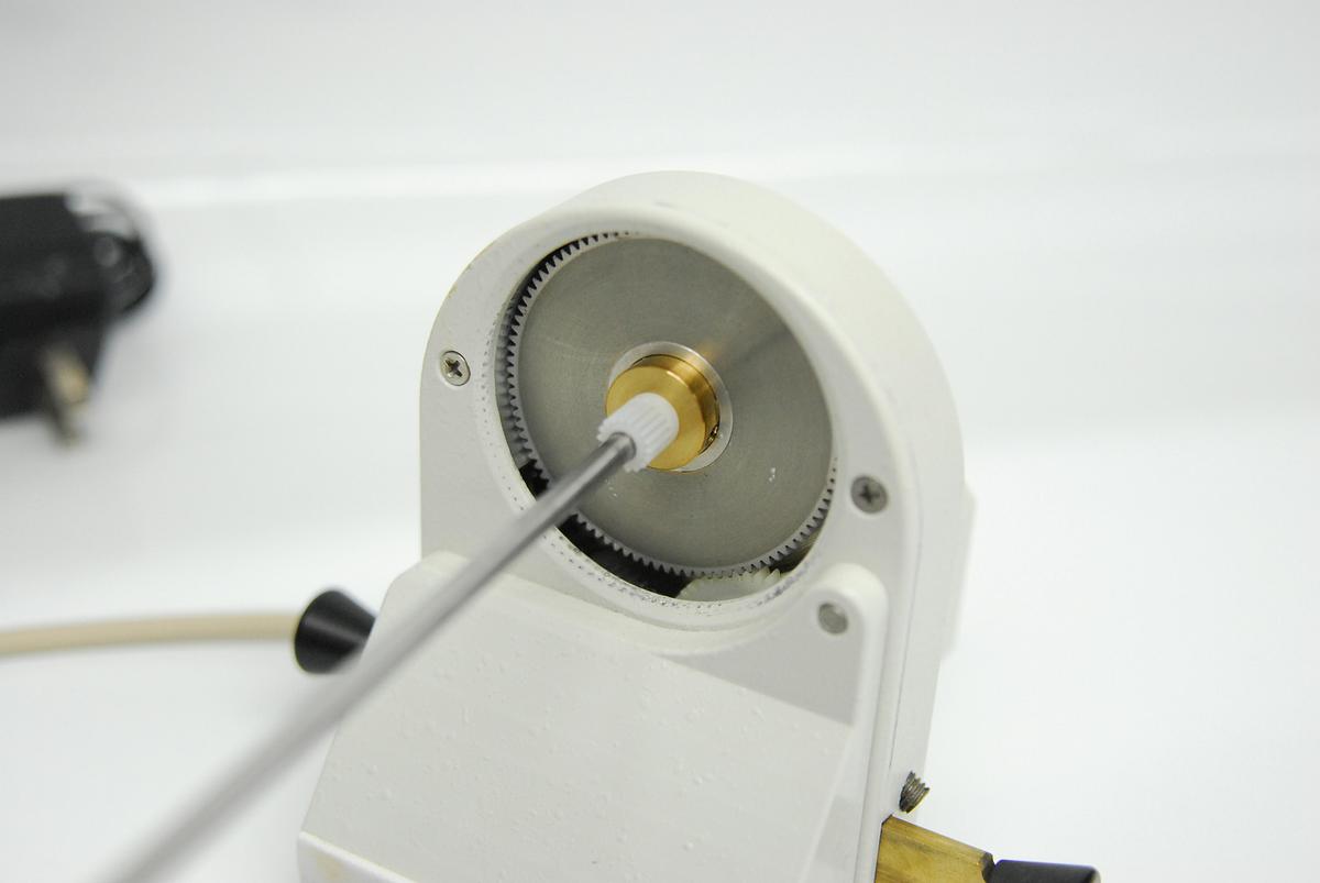 Used Nikon 99888 Motorized Remote Focus System (TE2000 Focus Shaft)