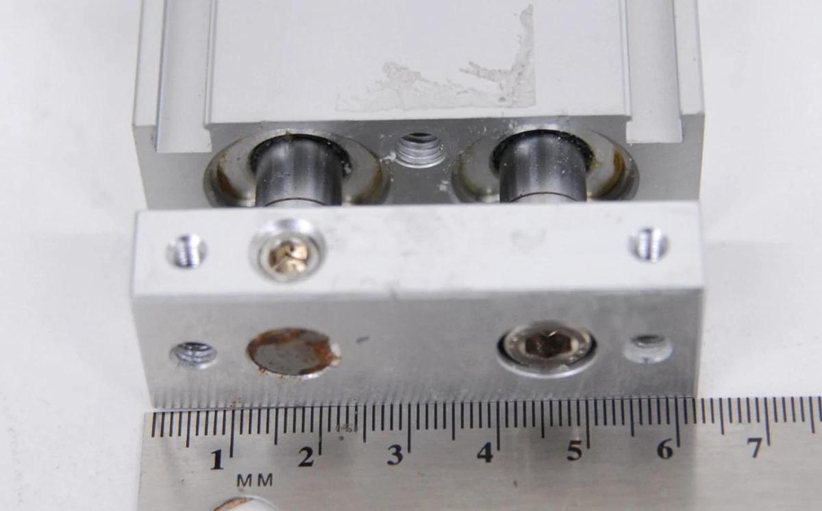 Used SMC 333458 Pneumatic Dual Rod Cylinder Double Acting 199mm Stroke - BD FACSAria