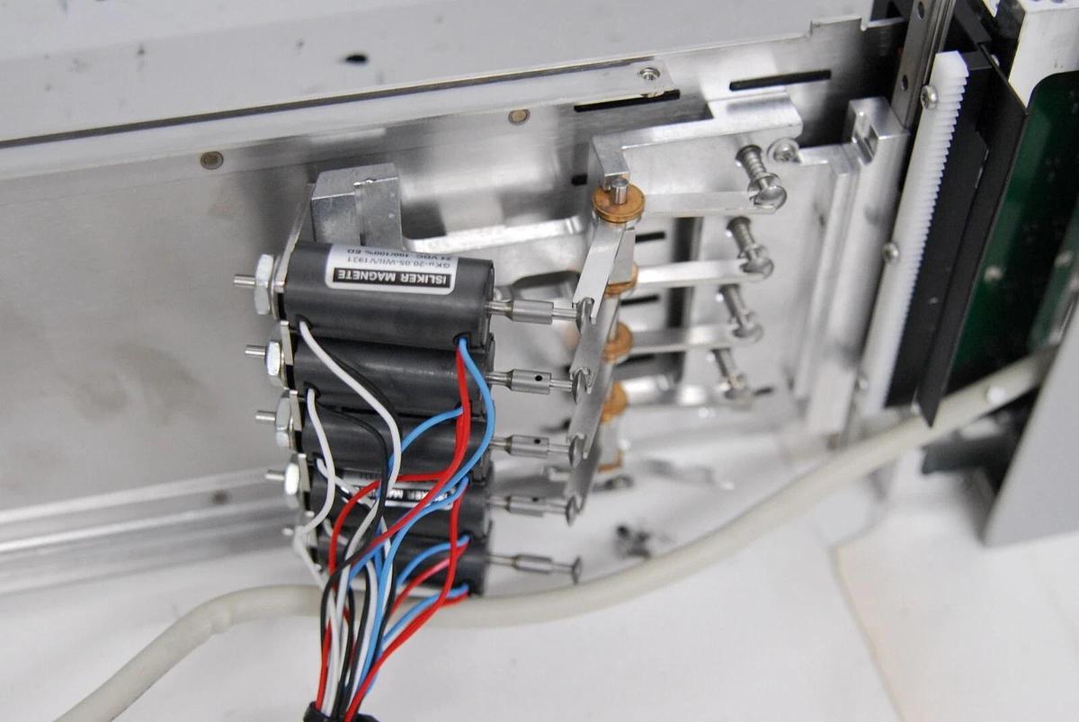 Used QIAGEN QIAsymphony SP Parts - Sample Input Assembly