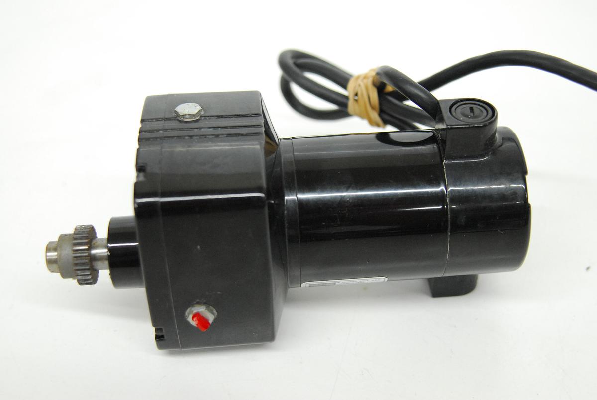 Used Bodine 0199 24A2BEPM-D5 1/29 HP 450:1 Parallel Shaft DC Gearmotor