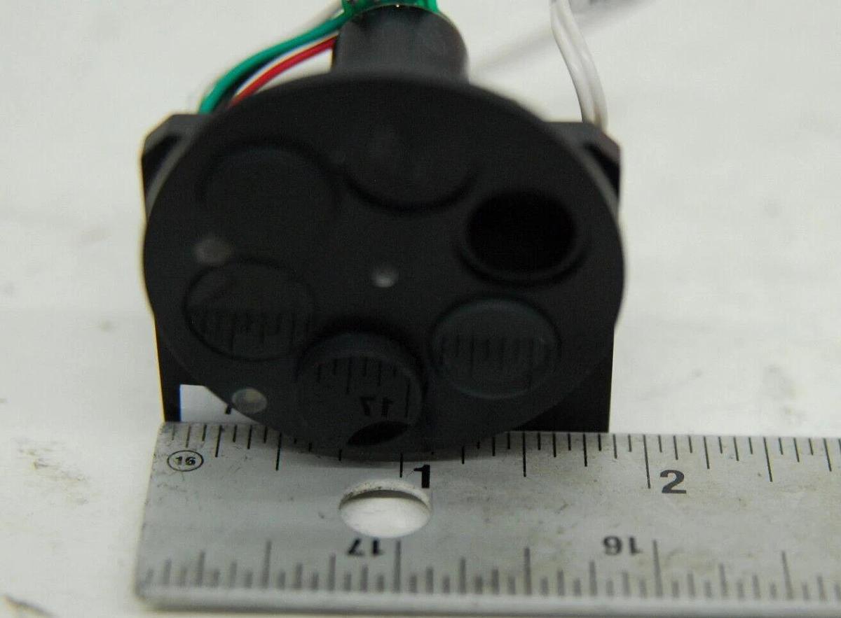 Used Illumina 244339S, ZET532/10X Filter Wheel Green Excitation 532nm