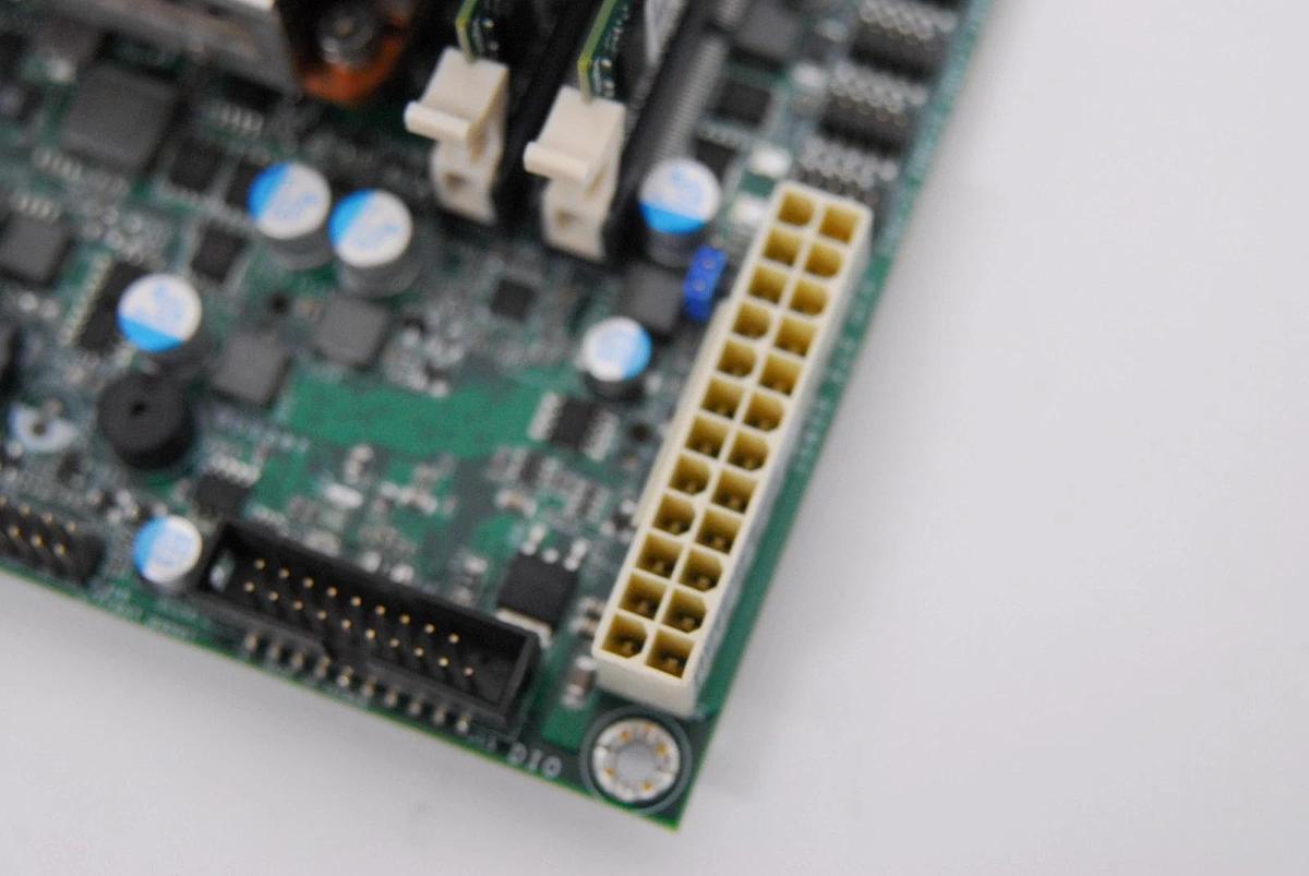 Used DFI HR100-CRM 774-HR1001-552G Mini-ITX Motherboard (8gb RAM, SR02T i7 CPU)