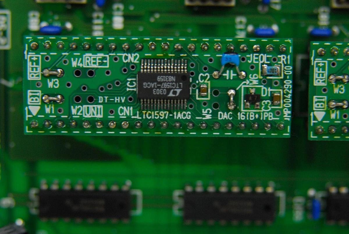 Used Jeol DEF AMP 2 PB MP003384-00 for Jeol JEM 1230 TEM Electron Microscope