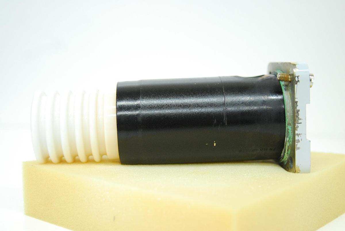 Used Siemens KFN-MO-2L, 402169 XDR Ceramic Sealed Tube X-Ray Source: molybdenum