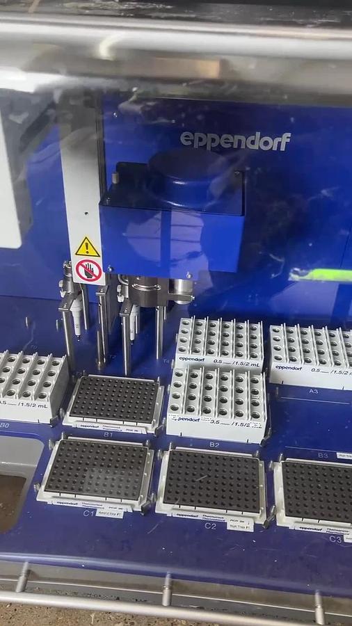 Used Eppendorf epMotion 5075 Optical Sensor/Tool Changer/Carrier Arm Assembly