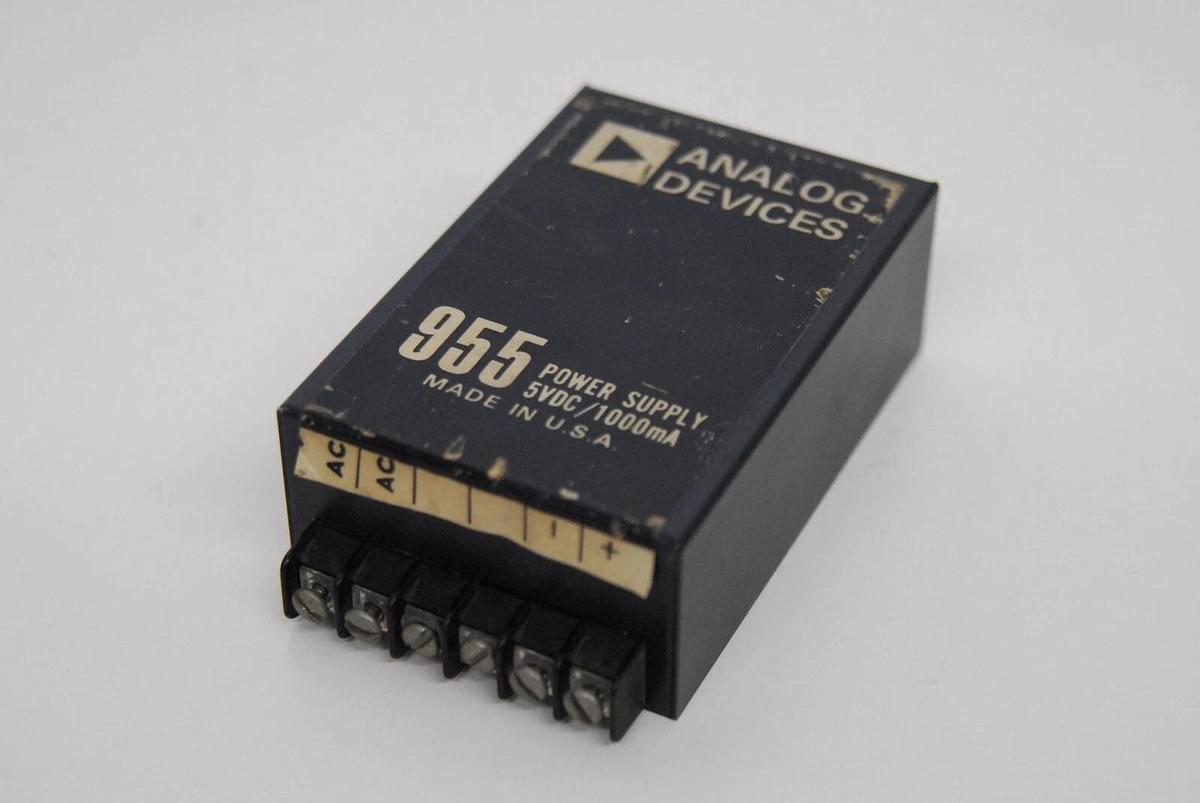 Used Analog Devices 955 AC-DC Power Supply 5V/1000mA - TESTED