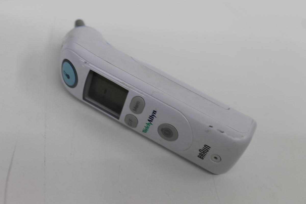 Used Welch Allyn Connex Spot Monitor #901058 w/ Temp Unit and Power Supply
