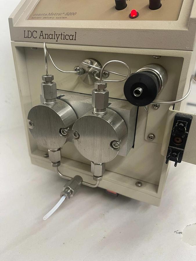 Used LDC Analytical constaMetric 3200 Solvent Delivery System