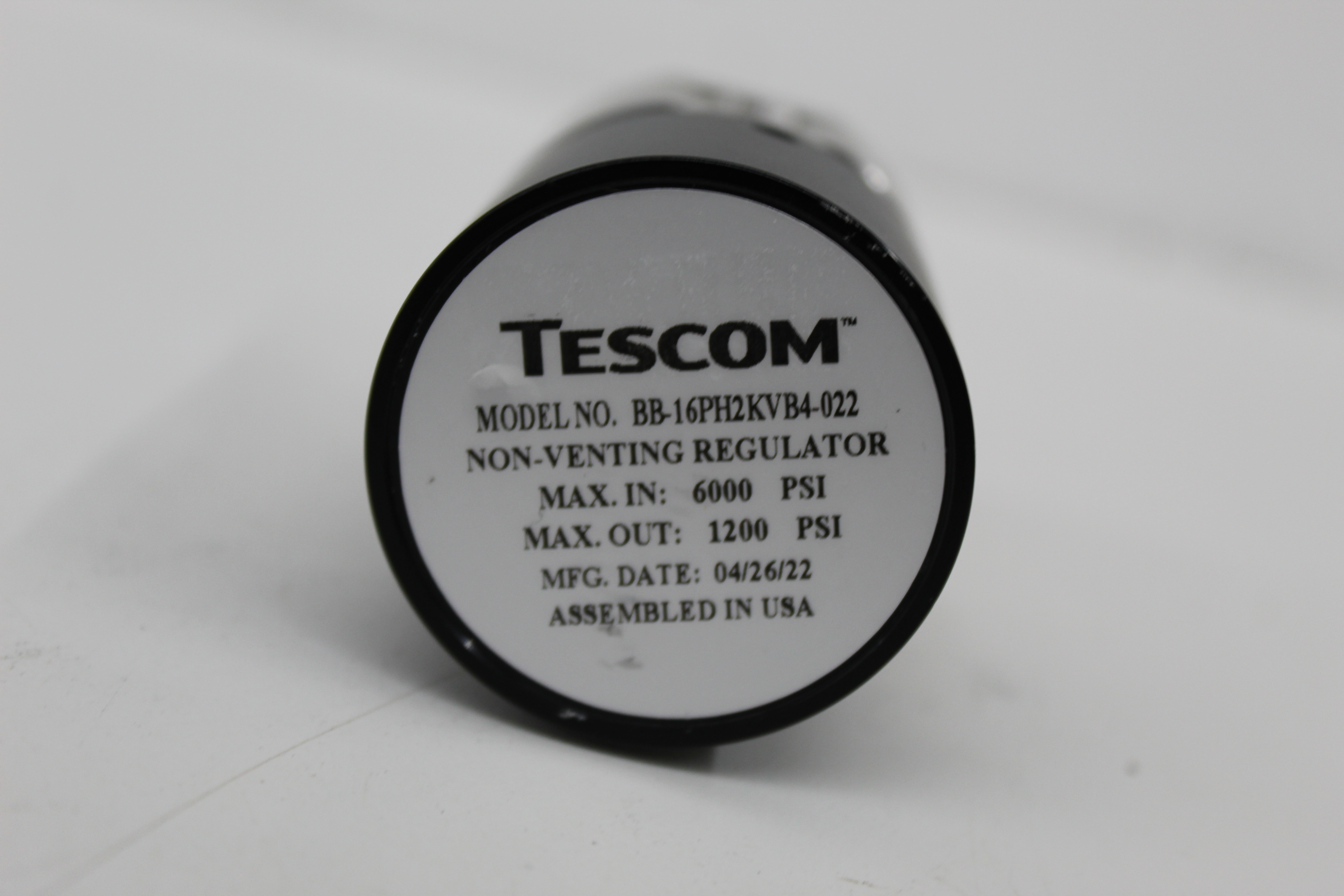 Used TESCOM BB-16PH2KVB4-022 High Pressure Non-Venting Regulator