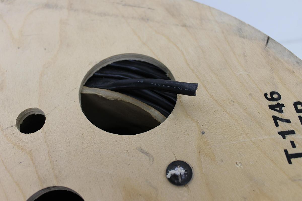 Used Belden T-1746 AFP 24AWG 1000FT 4 Pair Cable - New