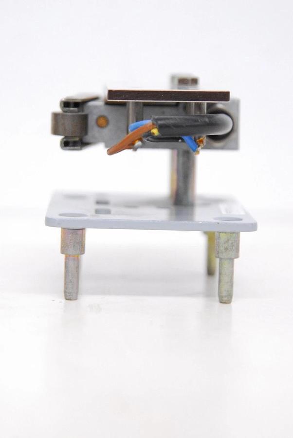 Used Festo ER-318 Limit Switch W/ Roller Lever Actuator, Attached Mounting Hardware