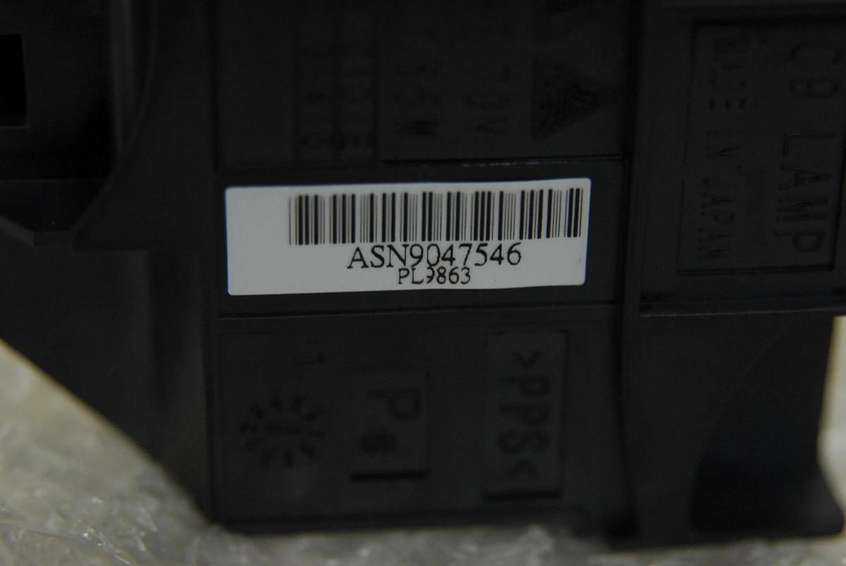 Used PL9863 Replacement Projector Bulb (Alternative to: DT00671)